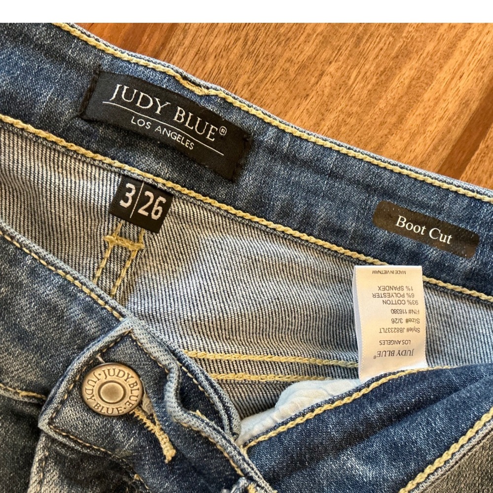Judy Blue Boot Cut Jeans Womens 3/26 Light Wash Mid Rise Stretch Denim JB82331LT - Picture 3 of 15